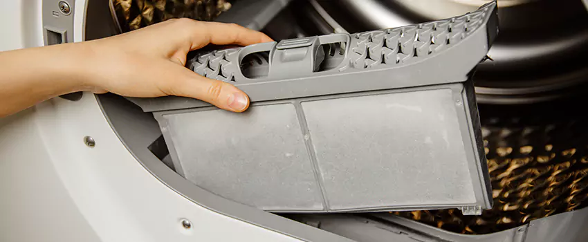 Signs Of A Clogged Dryer Lint Trap in Southlake, Texas